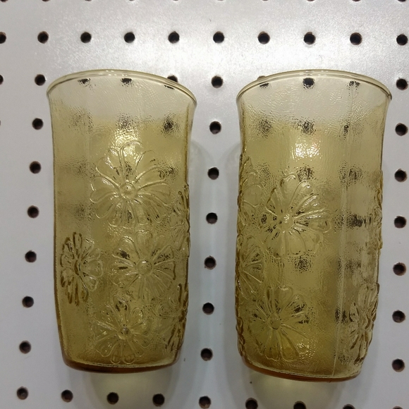 Vintage Anchor Hocking Daisy Glasses